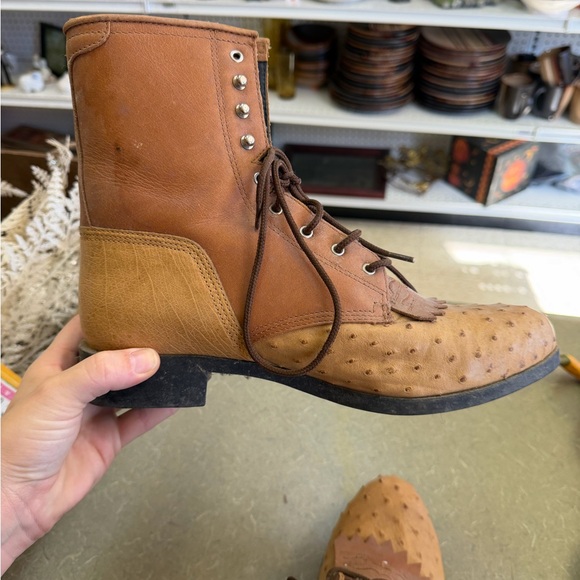 Ariat Two-Tone Leather Lace-Up Boots main image 9